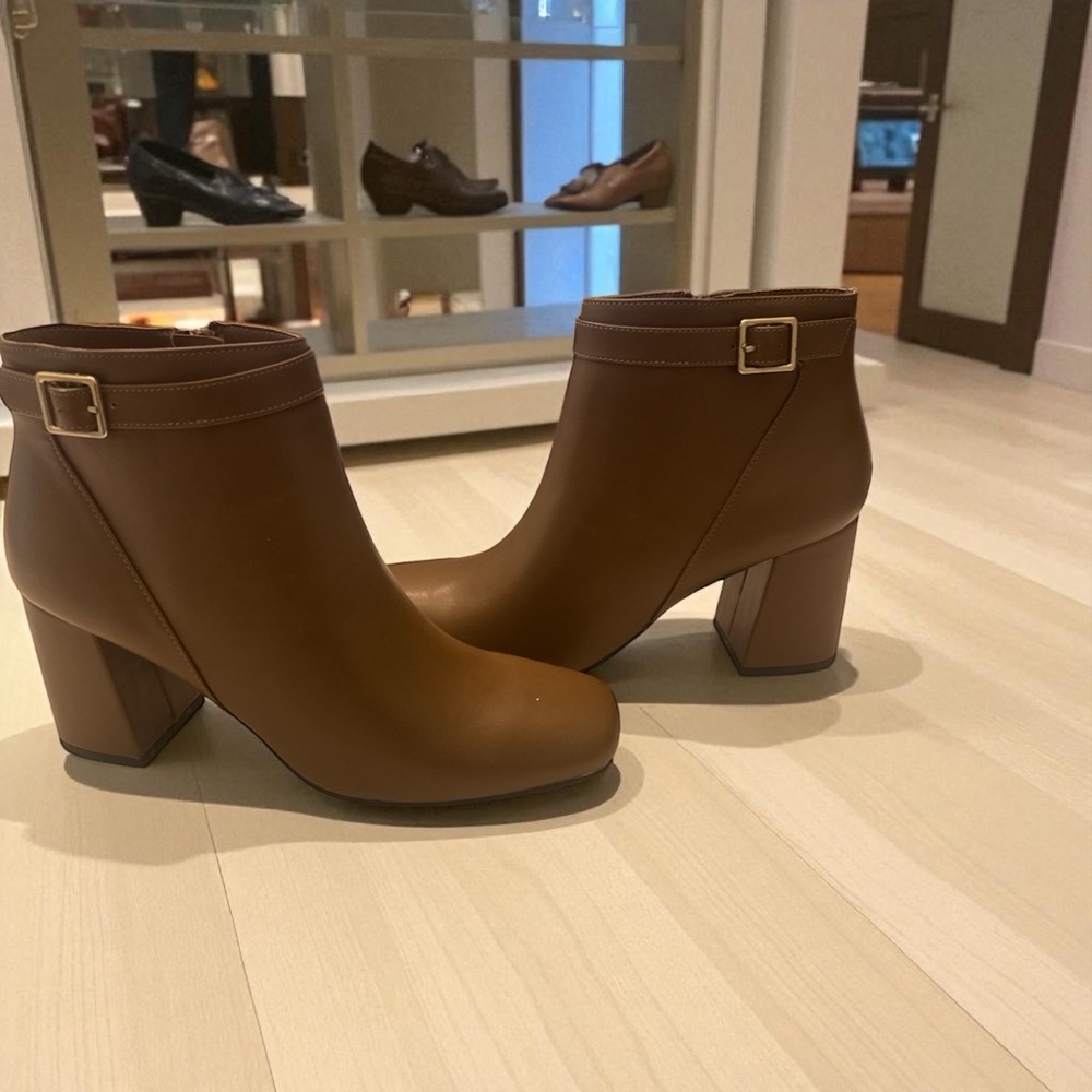 Easy Street Brown Ankle Booties - Picture 2 of 3